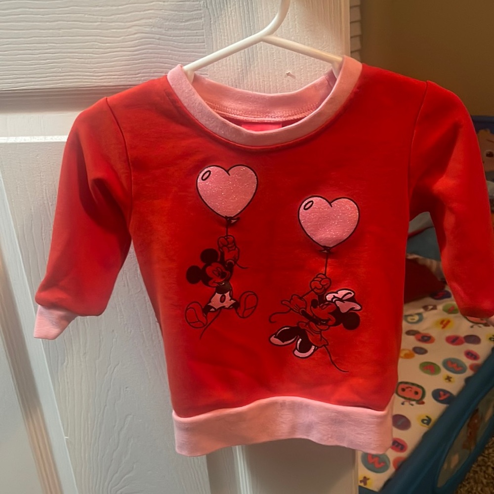 Minnie Mouse sweatshirt